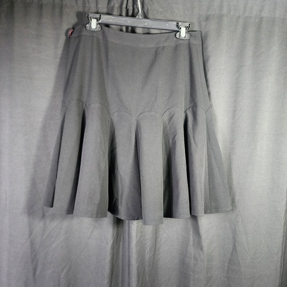 Elevenses Anthropologie Black Pleated Drop Waist Scalloped Skirt Size 10 Goth - Picture 5 of 7